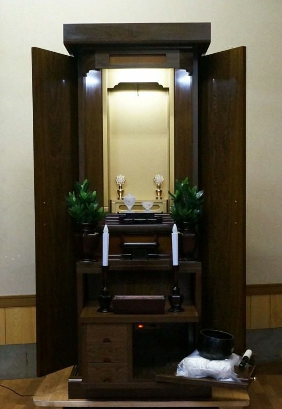 家具調仏壇に成ります！ 創価学会中古仏壇306家具調電動式仏壇｜仏壇革命・虚空厨子なら桜梅