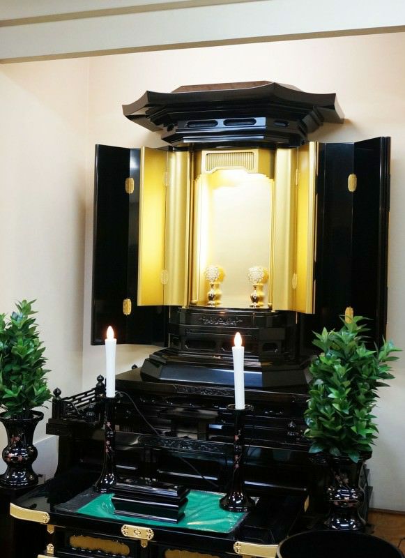 創価学会仏壇 中古 伝統厨子型仏壇経机付 old340｜仏壇革命・虚空厨子