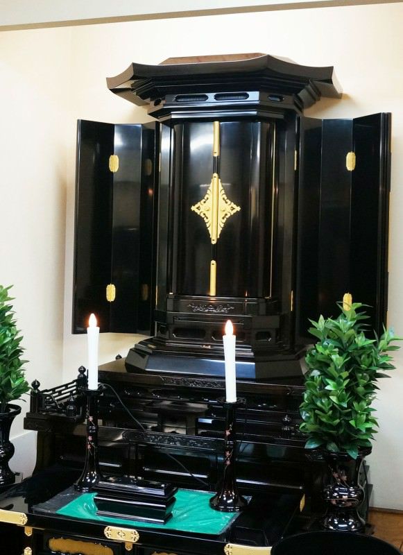 創価学会仏壇 中古 伝統厨子型仏壇経机付 old340｜仏壇革命・虚空厨子