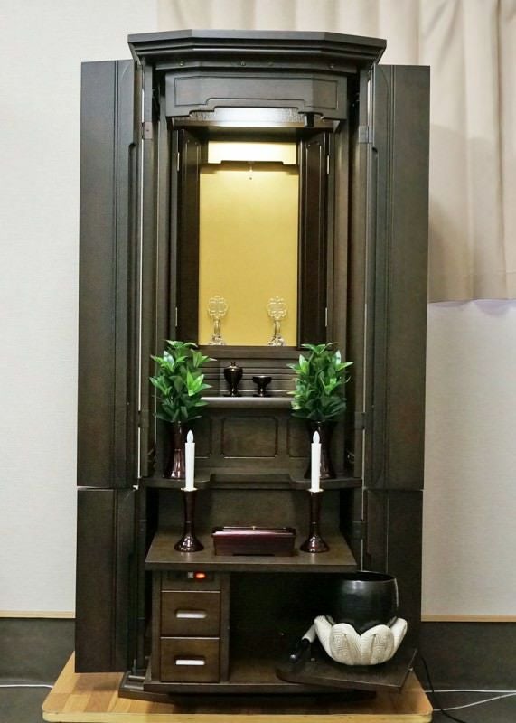 仏壇中古 創価学会中古仏壇 1318 正徳 60-30 経机付・夢の個人会館や拠点に最適