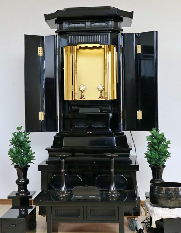 創価学会 厨子型机付 黒塗り 中古仏壇 538｜仏壇革命・虚空厨子なら桜