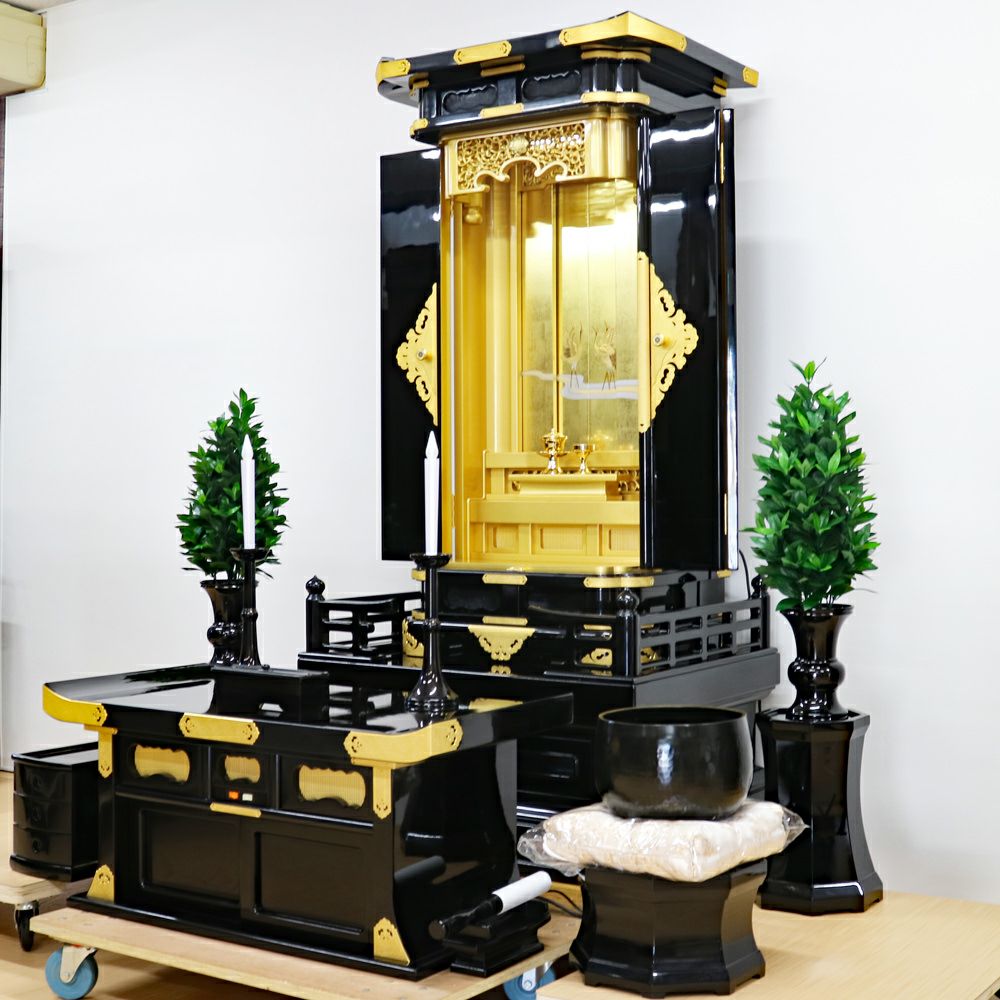 総粉、金箔の厨子 仏壇内仏入れ 創価学会 中古仏壇 1364 ニヤトー総無垢 花包み 本金箔厨子｜仏壇革命