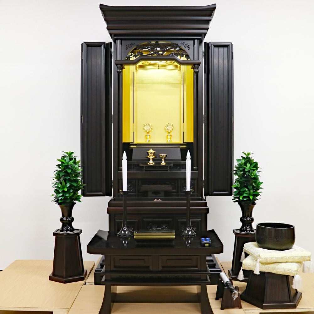 昭和36年製造　仏壇　 創価学会 中古仏壇 1081 20号黒檀正三方 金剛桜｜仏壇革命・虚空厨子