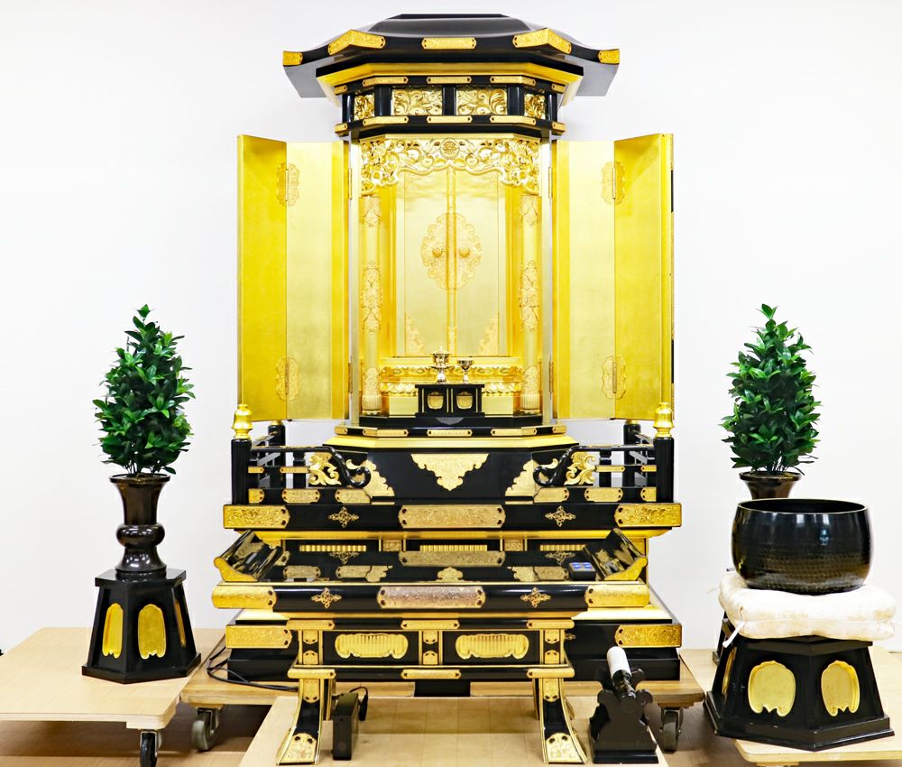 大幅値下げ　黒い円形漆座卓 花柄金彫刻 000000001287-02.jpg?size=l&w=