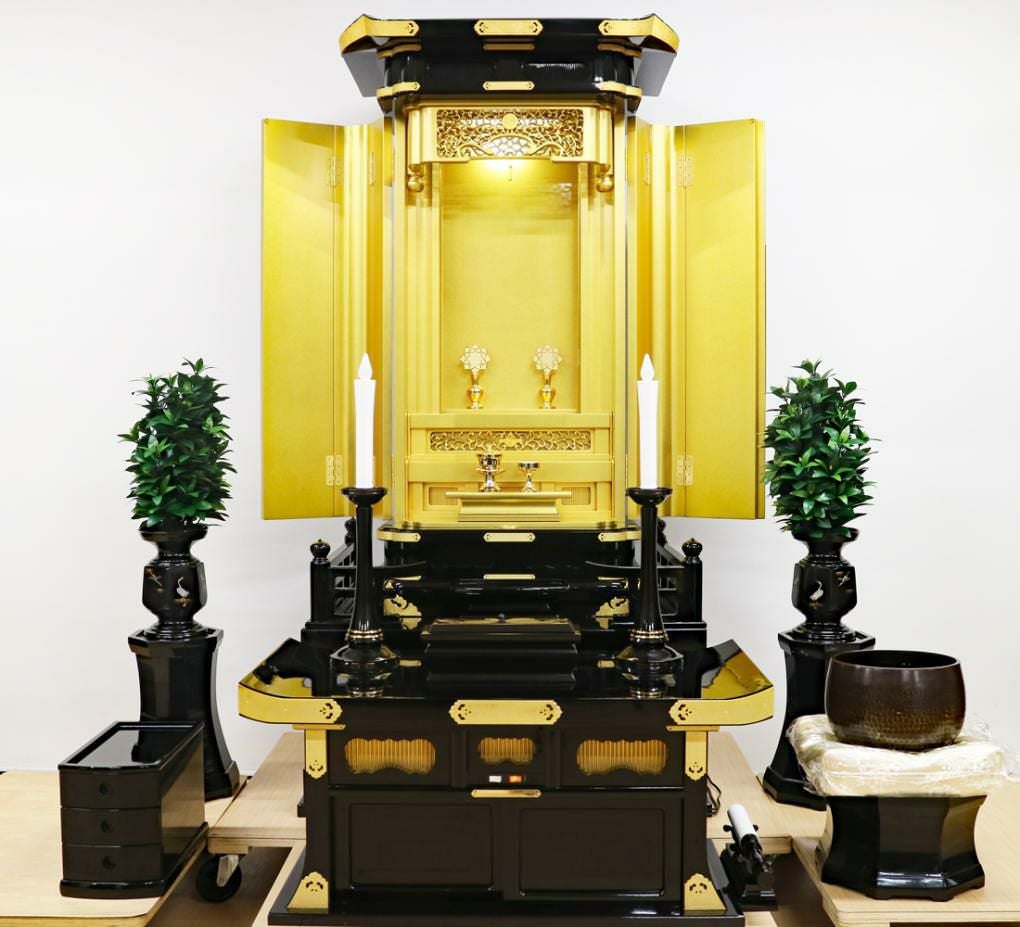 【お取引先確定】お仏壇 経机仏具付　中古品 創価学会中古仏壇 1268 正徳60-30 経机付 常住御本尊様対応｜仏壇革命