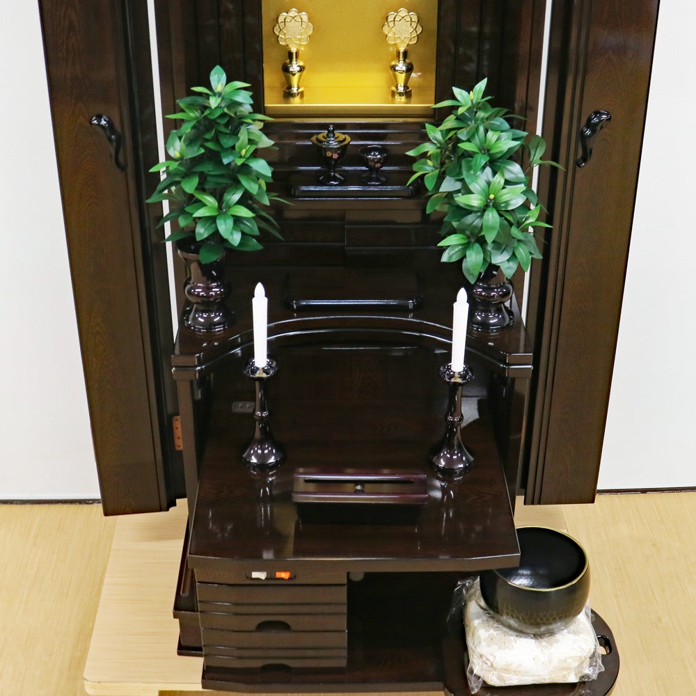 創価学会 家具調 中古仏壇 1391 遥 鉄刀木 桜蒔絵付｜仏壇革命・虚空